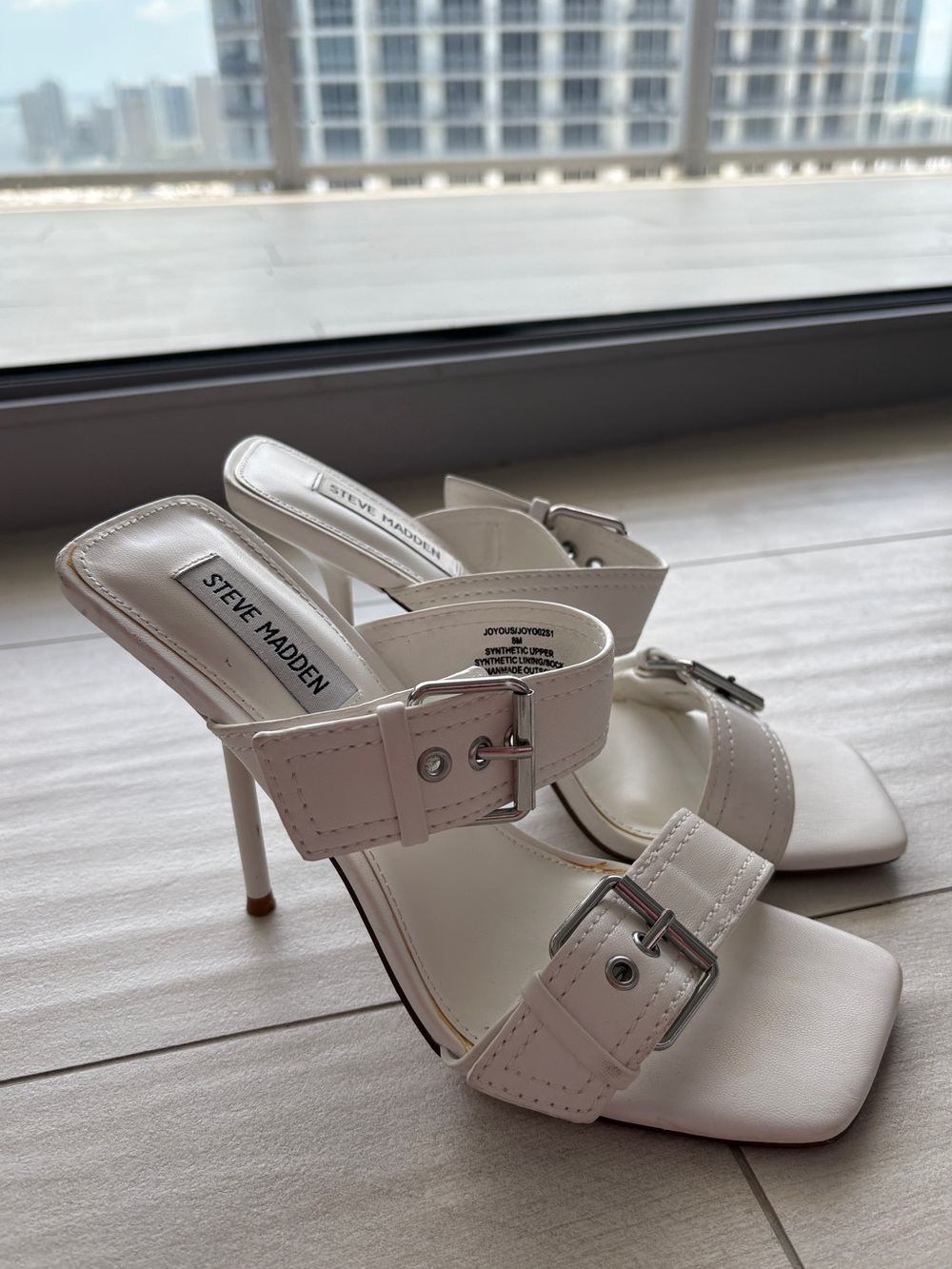 Steve Madden White Buckle Strap High Heel Sandals size 8